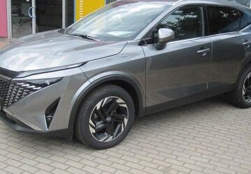 Nissan Qashqai 15.100 km 29.900 &euro; Cottbus 03044