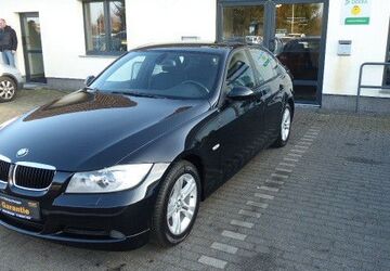 BMW 318 93.225 km 7.985 &euro; Jaenschwalde 03197