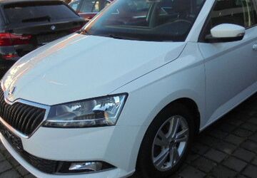 Skoda Fabia 33.620 km 16.990 &euro; Cottbus 03050