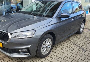 Skoda Fabia 4.200 km 21.970 &euro; Lübbenau/Spreewald 03222