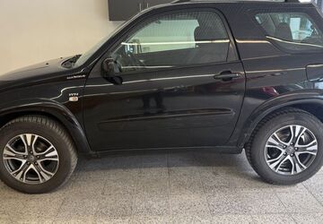 Toyota RAV 4 180.000 km 8.900 &euro; Spremberg 03130