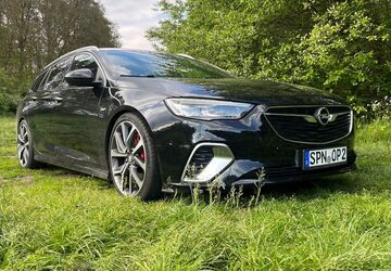 Opel Insignia 135.000 km 21.000 &euro; Forst 03149