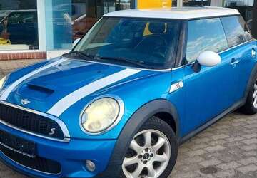 Mini Cooper S 209.000 km 2.450 &euro; Lübbenau 03222