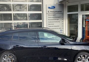 Ford Focus 14.500 km 28.950 &euro; Spremberg (bei Cottbus) 03130