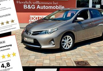 Toyota Auris 55.603 km 10.400 &euro; Lübbenau 03222
