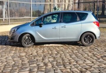 Opel Meriva 199.000 km 4.399 &euro; Lübbenau 03222