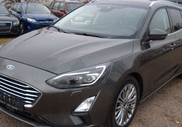 Ford Focus 76.900 km 13.499 &euro; Großräschen 01983