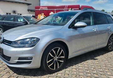 VW Golf 105.600 km 11.990 &euro; Cottbus 03042