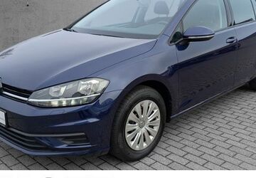 VW Golf 56.250 km 14.989 &euro; Cottbus 03044