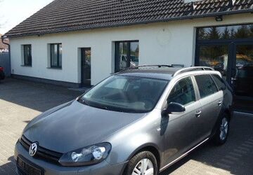 VW Golf 413.303 km 2.990 &euro; Jaenschwalde 03197