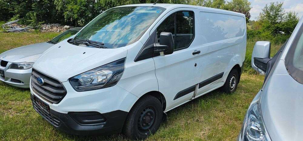 Ford Transit Custom 66.000 km 10.600 &euro; Briesen 03096