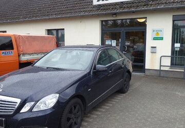 Mercedes-Benz E 220 142.479 km 7.985 &euro; Jaenschwalde 03197