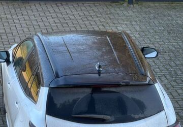 Toyota Corolla 125.000 km 21.600 &euro; Illmersdorf 03116