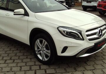 Mercedes-Benz GLA 180 64.265 km 17.495 &euro; Spremberg 03130
