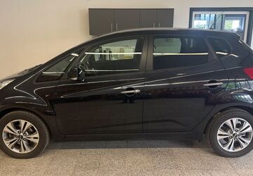 Kia Venga 65.000 km 13.290 &euro; Spremberg 03130