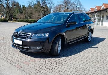 Skoda Octavia 229.000 km 7.900 &euro; Forst 03149