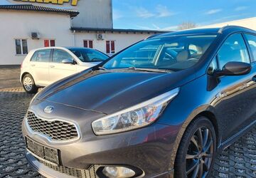 Kia ceed Sportswagon 140.500 km 6.450 &euro; Cottbus 03042