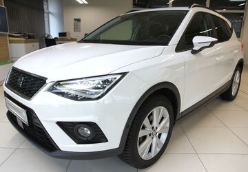 Seat Arona 33.076 km 17.985 &euro; Forst 03149