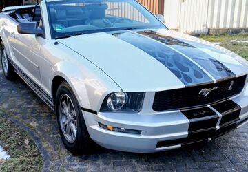 Ford Mustang 141.872 km 11.950 &euro; Forst (Lausitz) 03149
