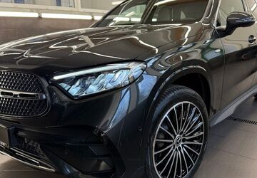 Mercedes-Benz GLC 300 2.420 km 62.577 &euro; Cottbus 03044