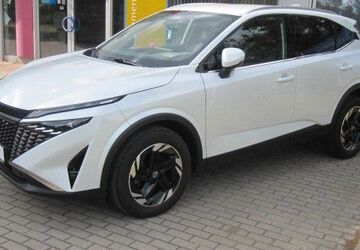 Nissan Qashqai 13.100 km 29.900 &euro; Cottbus 03044
