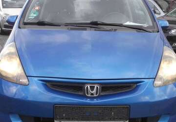 Honda Jazz 240.000 km 1.999 &euro; Cottbus 03051