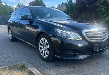 Mercedes-Benz E 220 225.000 km 9.900 &euro; Lübbenau 03222