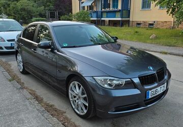 BMW 325 208.000 km 9.200 &euro; Jänschwalde ost 03197