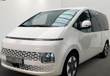 Hyundai STARIA 5.000 km 49.900 &euro; Cottbus 03042