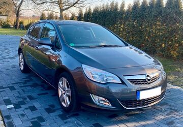 Opel Astra 72.000 km 5.999 &euro; Forst (Lausitz) - Baršć 03149